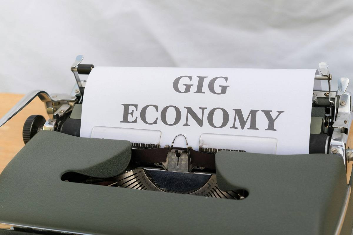 How to Build a Career in the Gig Economy